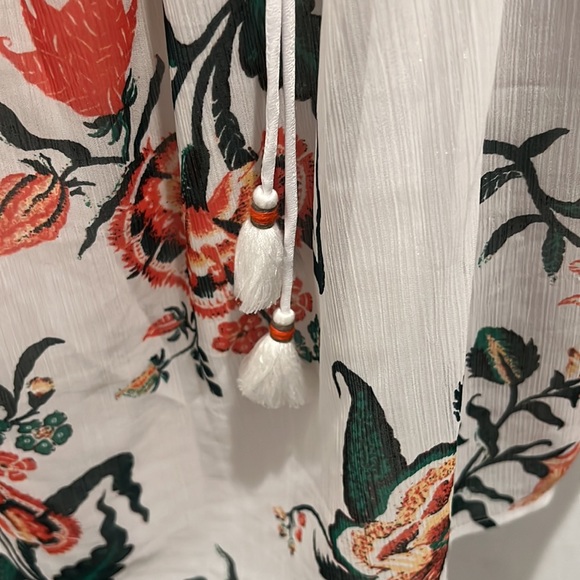 Club Monaco Off shoulder blouse - Picture 2 of 2